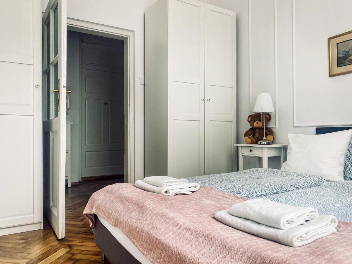Beautiful Apartment With Two Rooms, Cracow Old Town Cracóvia Exterior foto