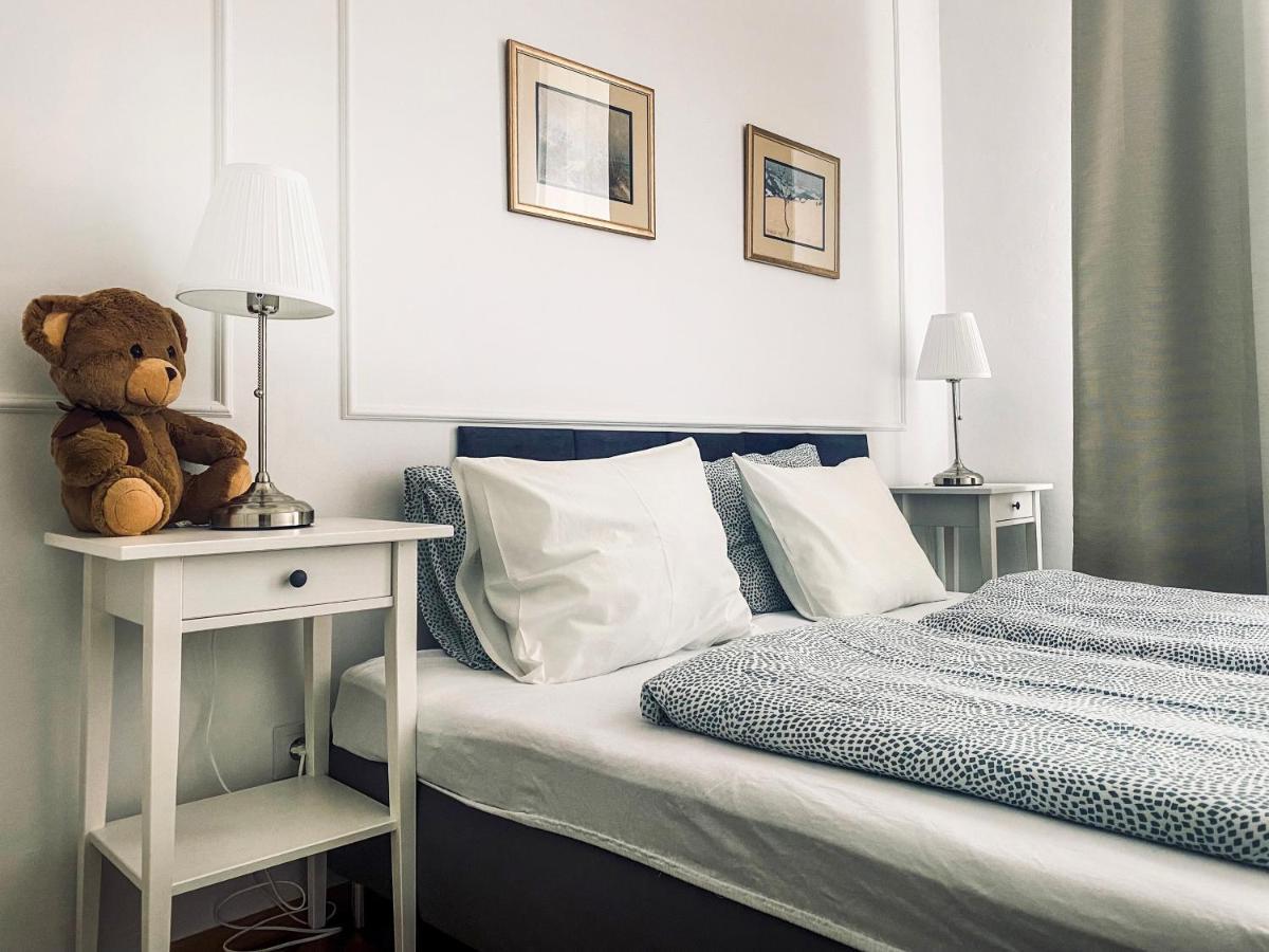 Beautiful Apartment With Two Rooms, Cracow Old Town Cracóvia Exterior foto