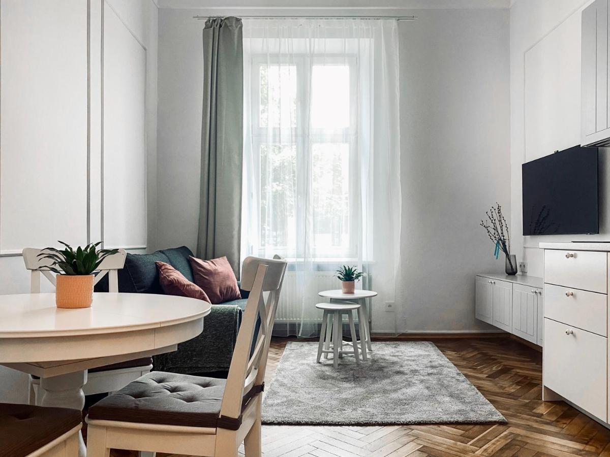 Beautiful Apartment With Two Rooms, Cracow Old Town Cracóvia Exterior foto
